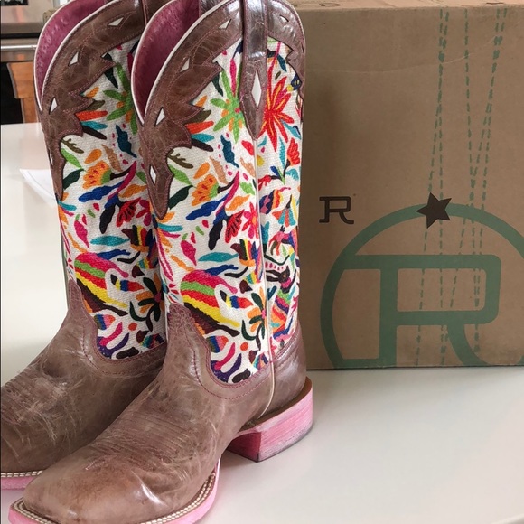 Ariat Shoes - Women’s Pink Circuit Champion Ariat Boots Size 9